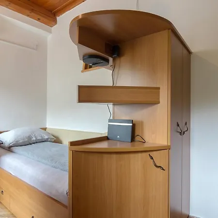 Apartmán Cozy, Bright And Affordable Single - Free Parking Lublaň